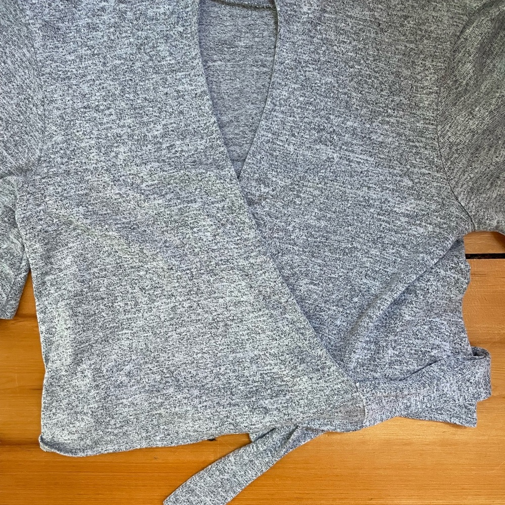 Wrap top - Picture 3 of 3